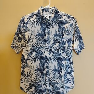 Old Navy Blue and White Palm-Leaf Short-Sleeve Button-Down Shirt